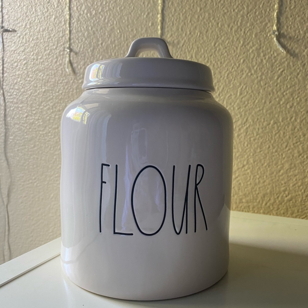 Rae Dunn flour jar
